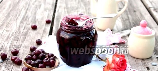 Вишня, консервированная в желе