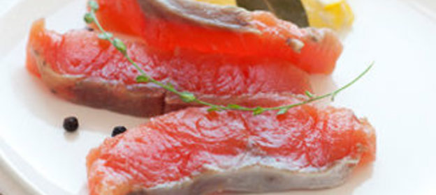 Соленая красная рыба