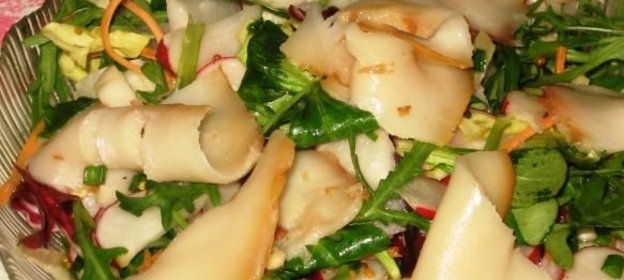 Щавель, соленный в кадке