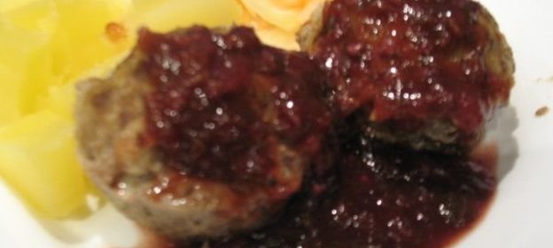 Мясные маффины с начинкой