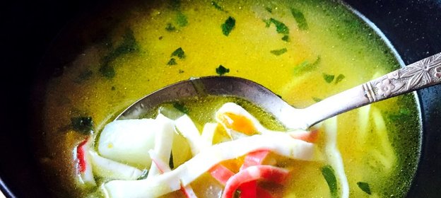 Суп с крабовыми палочками
