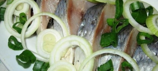 Сельдь соленая (пряный посол)