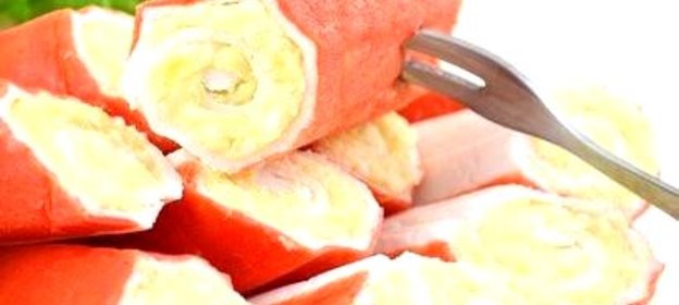 Крабовые палочки фаршированные сыром