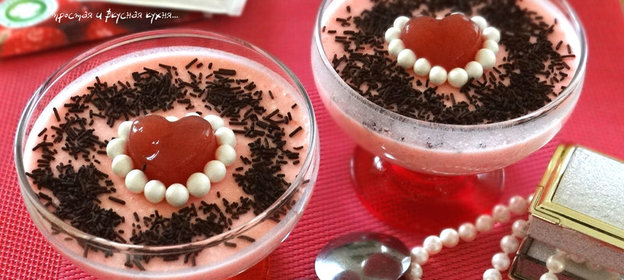 Творожно-клубничный десерт Валентинка