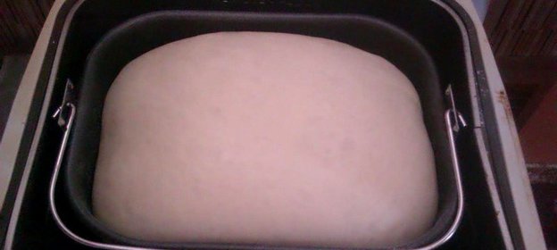 Сдобное дрожжевое тесто в хлебопечке