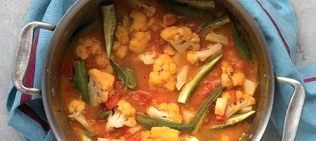 Овощи с рисом и специями