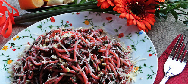 Свекольно-шпинатная паста