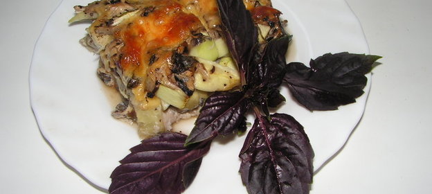 Запеченые овощи с грибной заливкой и базиликом