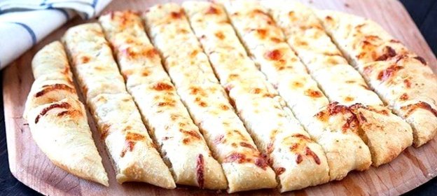 Сырно-чесночные пивные палочки