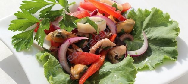 Салат Морской Коктейль с овощами