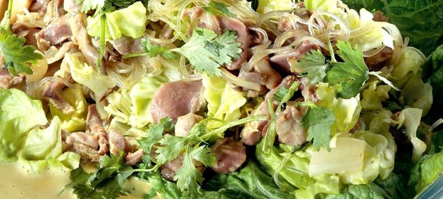 Ленивые голубцы с пекинской капустой, вермишелью и куриными желудками