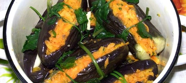Баклажаны соленые с морковкой