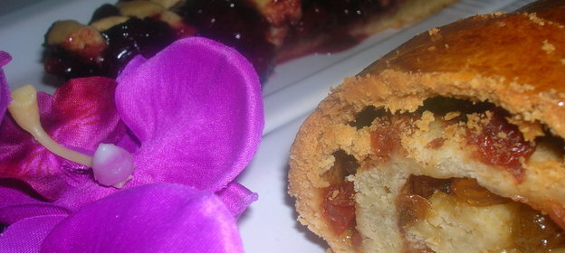 Пирог с вишней к чаю, а беймел хале к кофе, или наоборот, кто как любит ( дуэль)