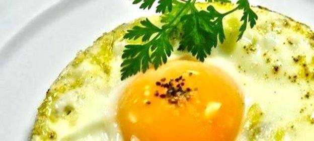 Яичница с кабачками на завтрак