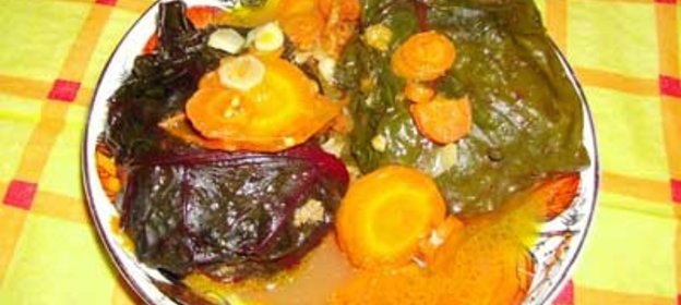 Голубцы из свекольных листьев