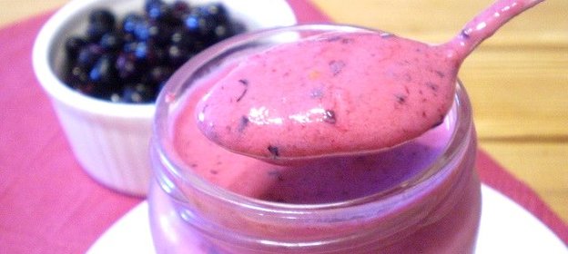 Смузи из замороженных ягод