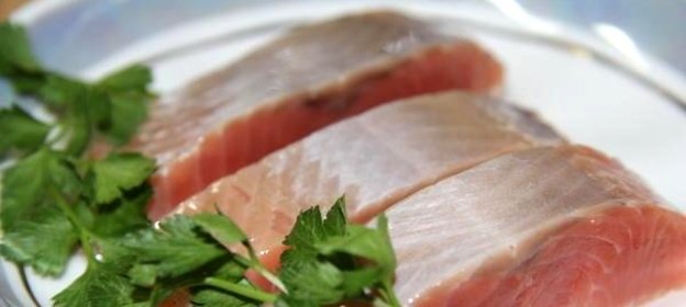 Слабосоленая горбуша