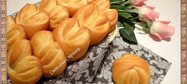 Булочки из теста со сливочным творожным сыром