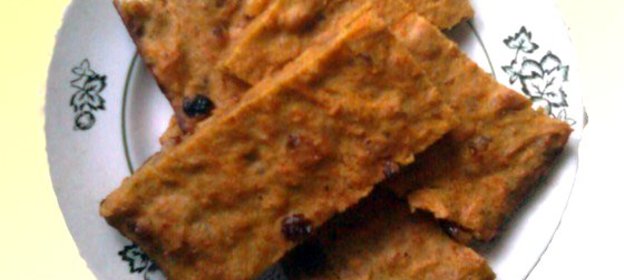 Морковный кекс с изюмом