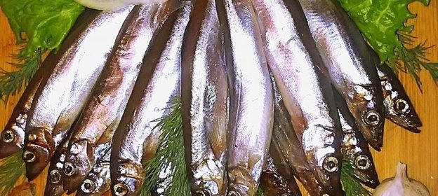 Соленая мойва с чесночком (Сухой посол)