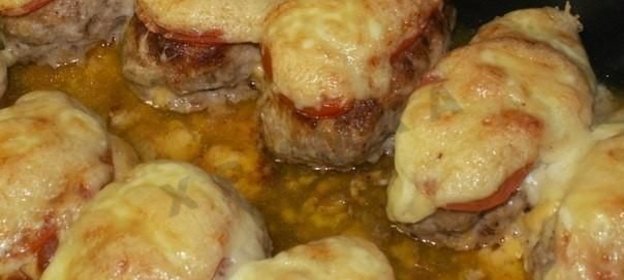 Котлеты под шубой запеченные помидоры с фаршем в духовке