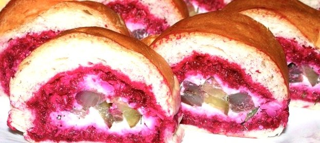 Селедка под шубой в батоне