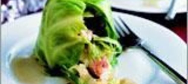 Голубцы из савойской капусты с беконом