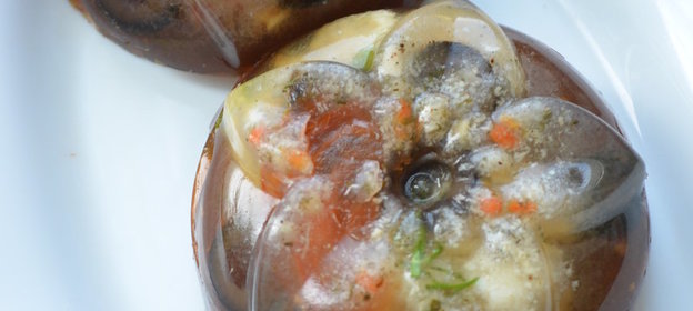 Заливные рыбные фрикадельки с соевым соусом