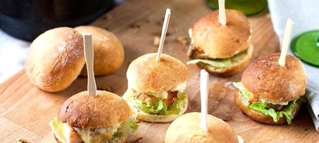 Минибургеры с семгой