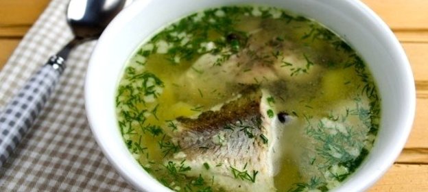 Уха с карасями