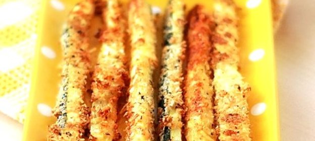 Кабачковые палочки в сырной панировке