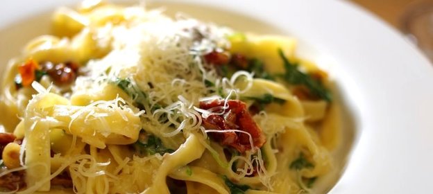 Паста с вялеными помидорами