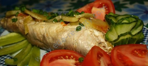 Морской сиг запеченный в фольге