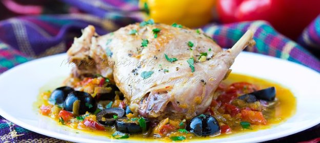 Рагу из кролика в средиземноморском стиле