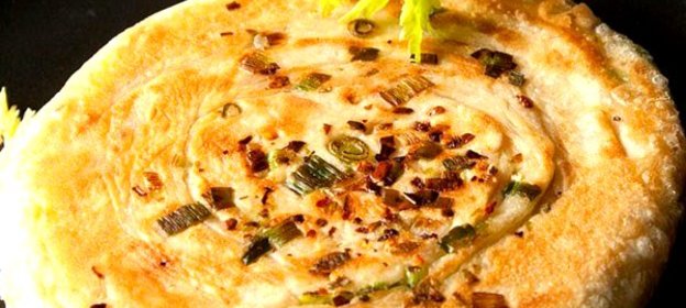 Китайские лепешки с зеленым луком