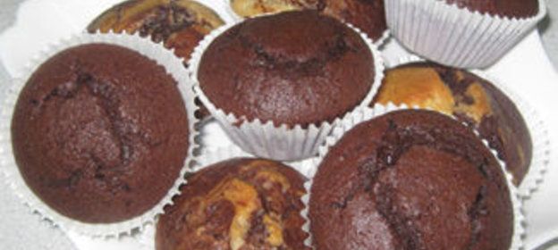 Цветущие пестрые маффины