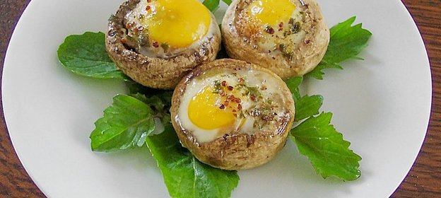 Яичница в грибах