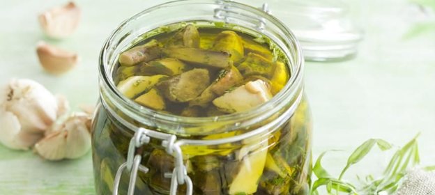 Грибы в масляном маринаде