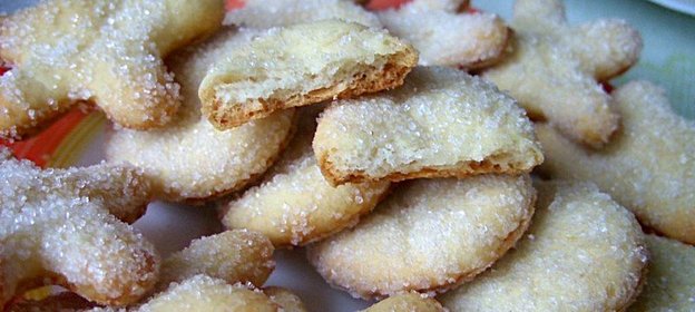 Сахарное печенье на дрожжах