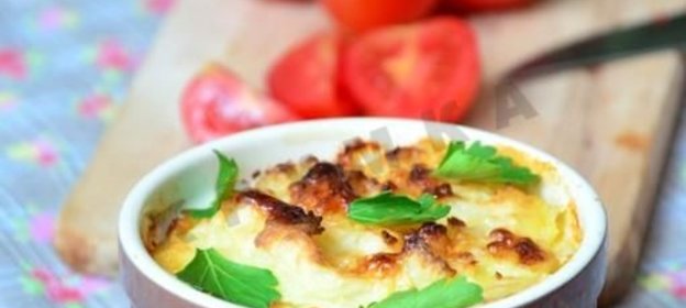 Запеканка с семгой и картофельным пюре