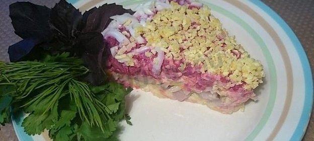 Сельдь под шубой с яблоками