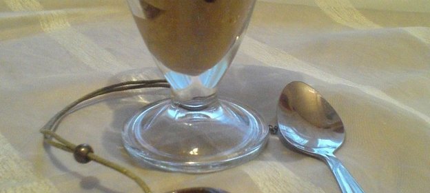 Крем капучино с кусочками печенья