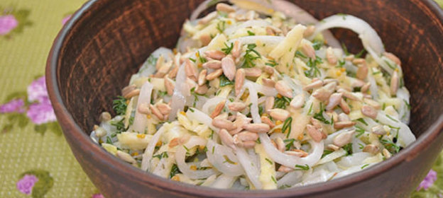 Голубцы с овощами в сметанном соусе