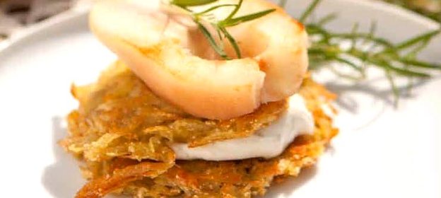 Картофельные оладьи с грушей