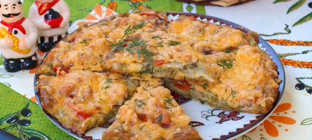 Кабачковая пицца с куриным филе и помидорами