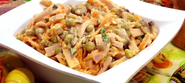 Салат с ветчиной и грибами «Дарина»