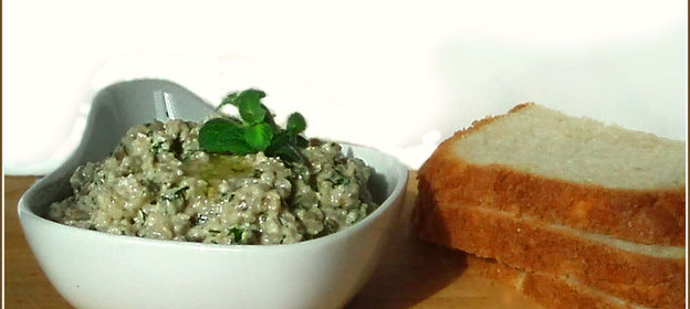 Паста из баклажан с йогуртом