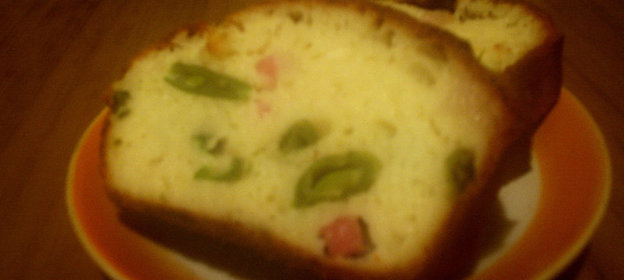 Закусочный кекс со стручковой фасолью и беконом