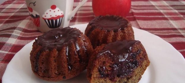 Смородино-вишневые кексы