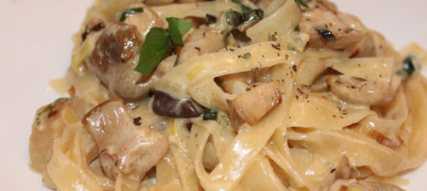 Бульон с «колдунами» или ушками